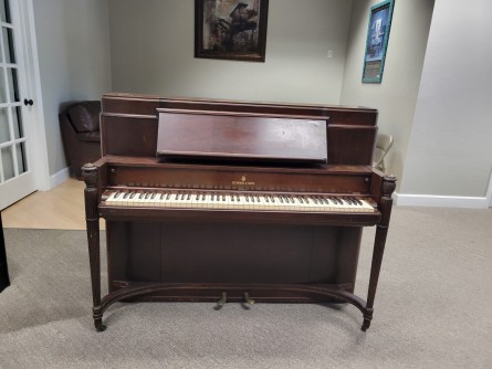 steinway up right