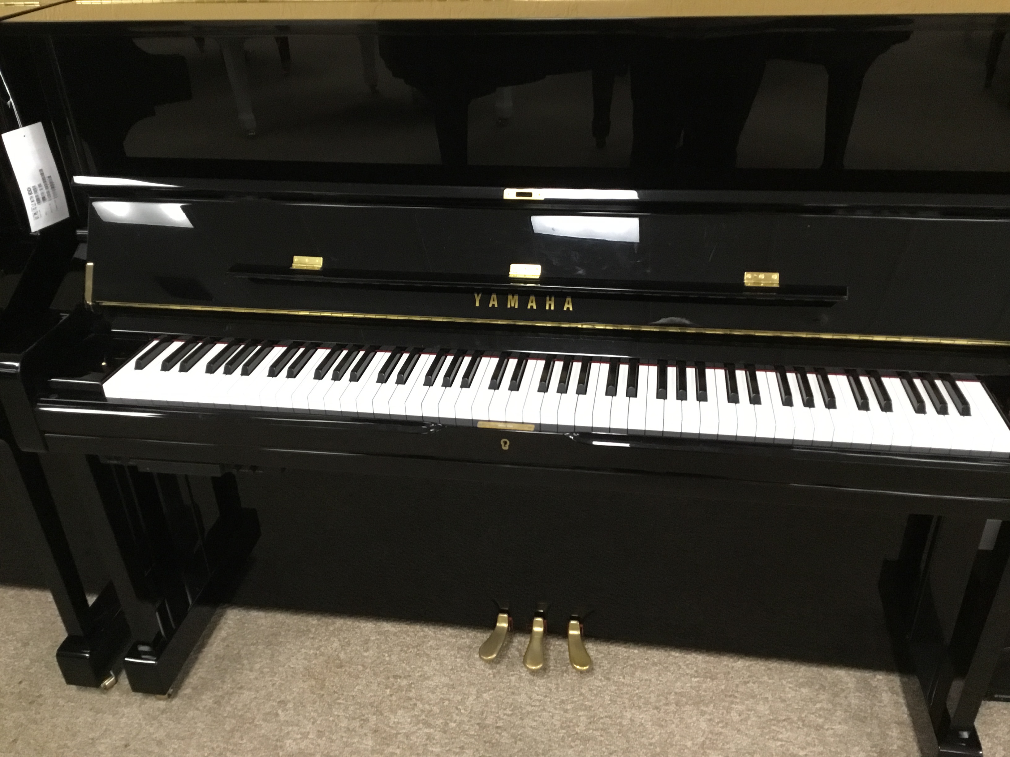 YAMAHA U1SH2