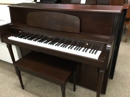 Yamaha-M425-Mah Yamaha-M425-Mah
