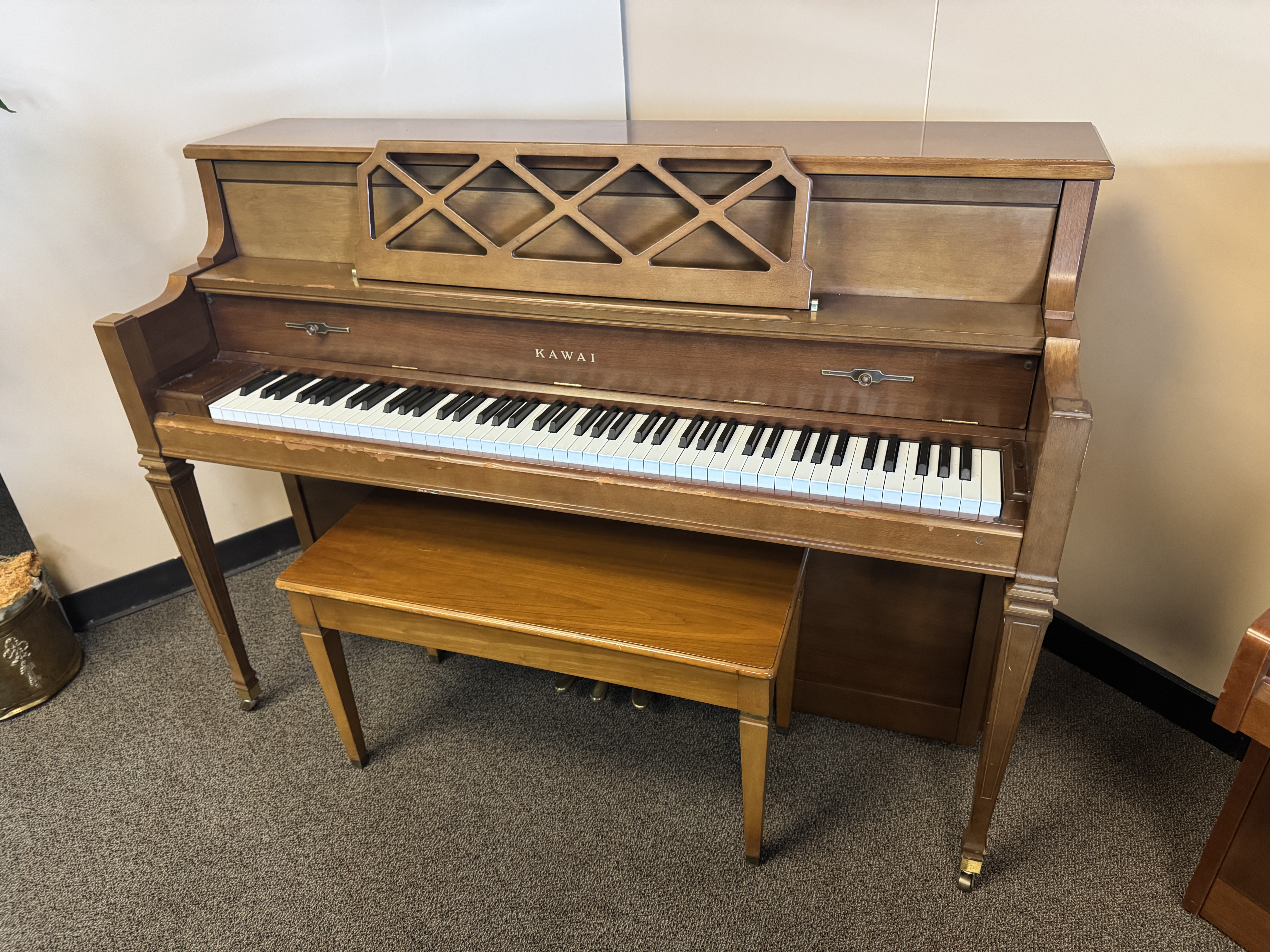 Kawai-706-1