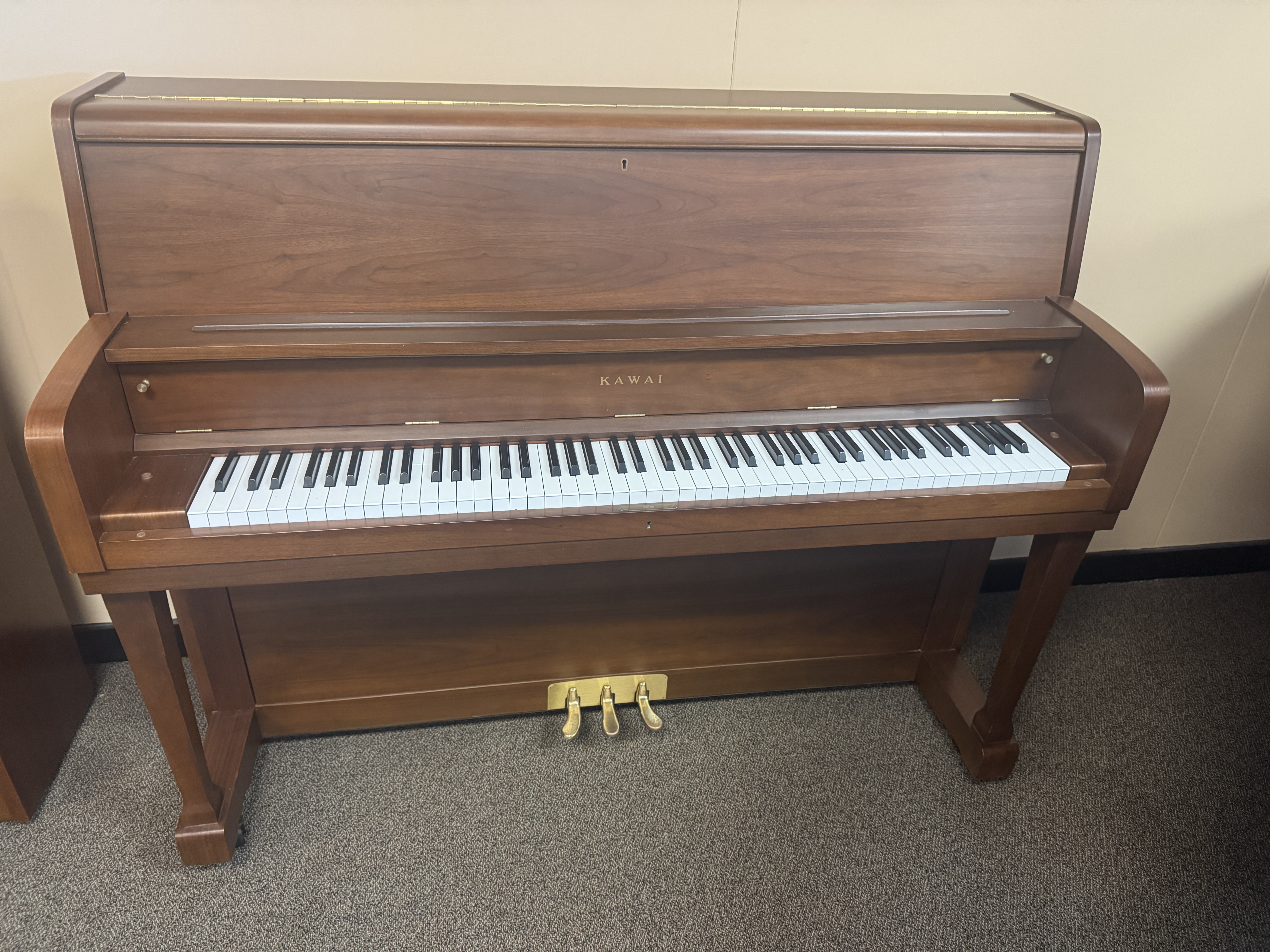 Kawai-UST7