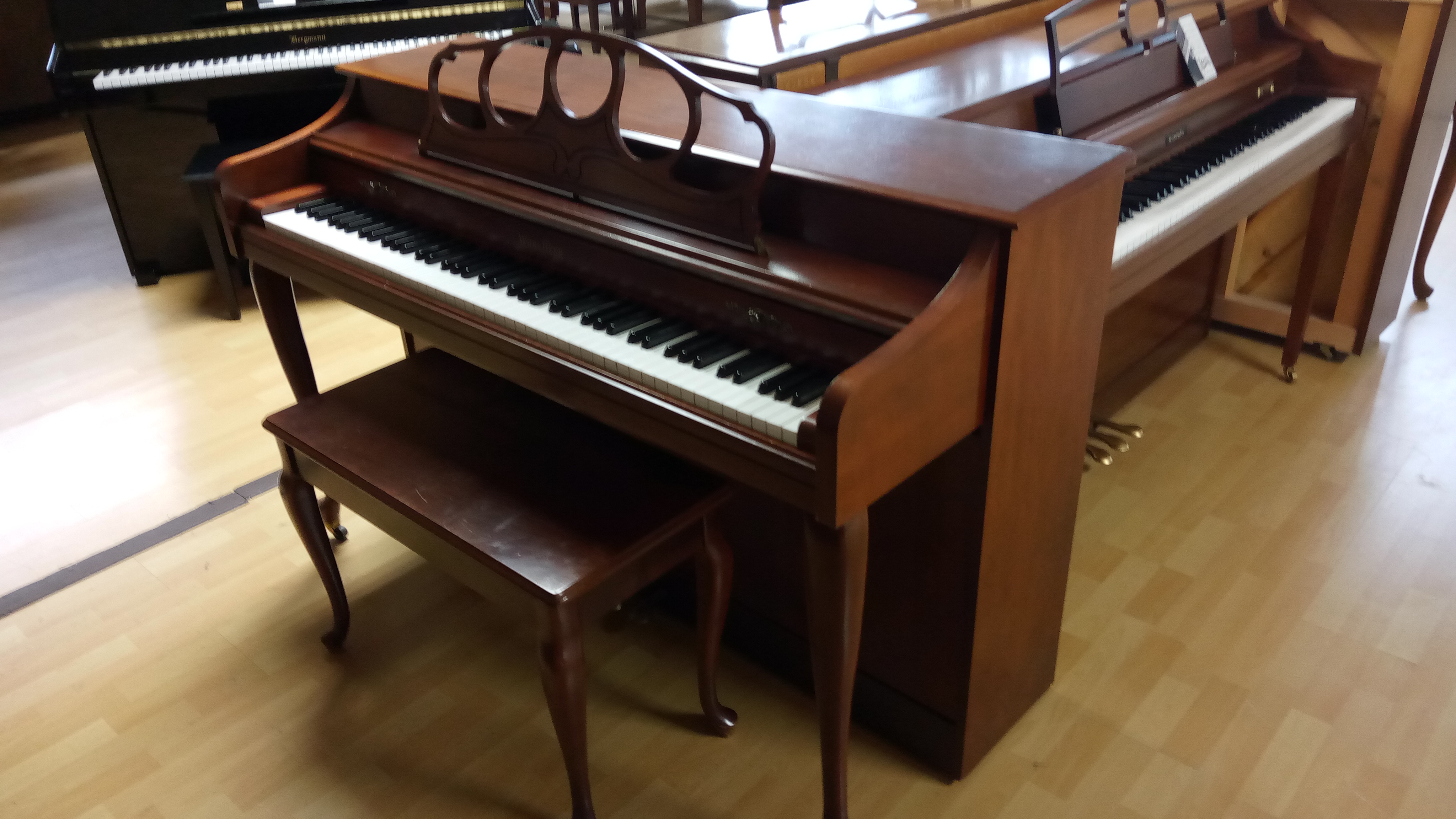 Wurlitzer-1176-Chy
