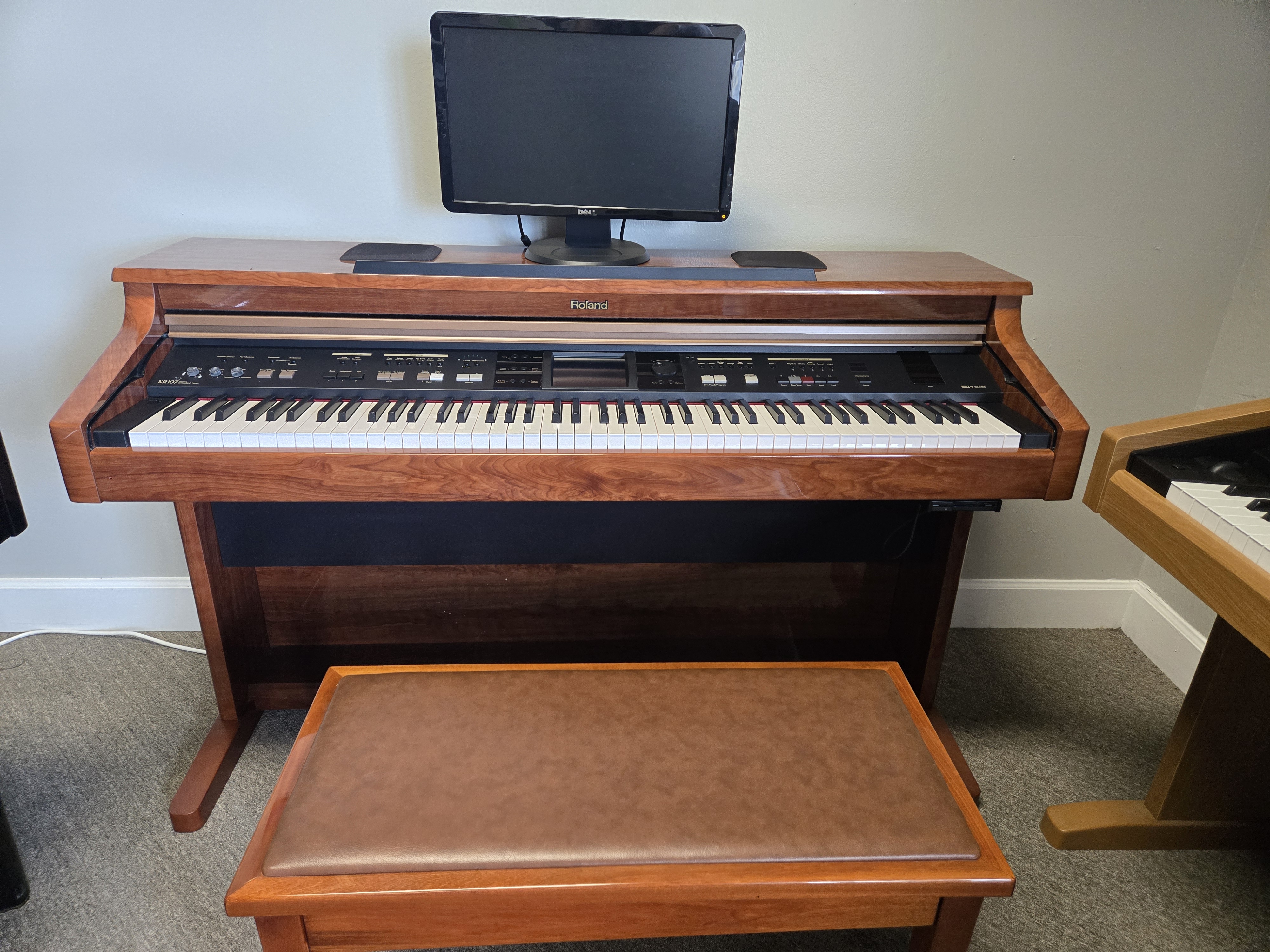 Roland Kr-107 Roland Kr-107